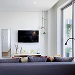Apartmán Cozy With Spacious Terrace And Wide View *