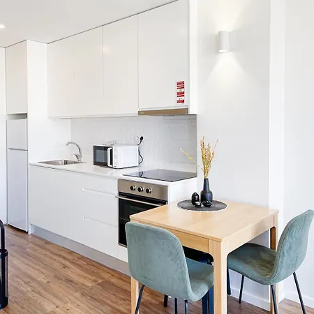 Cozy With Spacious Terrace And Wide View شقة *