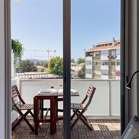 Cozy With Spacious Terrace And Wide View شقة بورتو