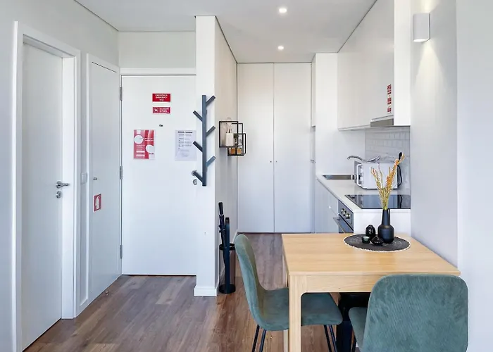 Cozy With Spacious Terrace And Wide View *