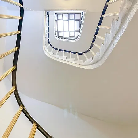 Cozy With Spacious Terrace And Wide View アパート