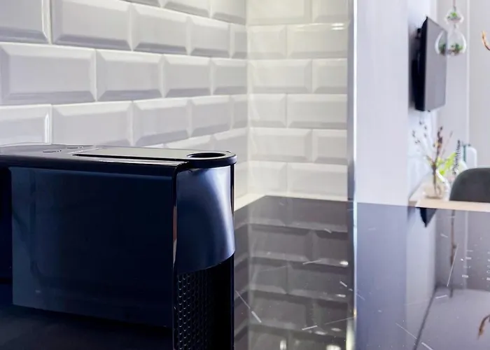 Apartman Cozy With Spacious Terrace And Wide View